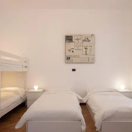 Gracie's Getaway X6 Apartment