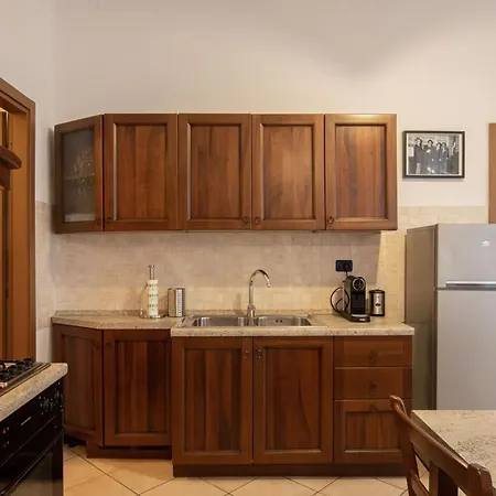 Gracie's Getaway X6 Lägenhet Trieste