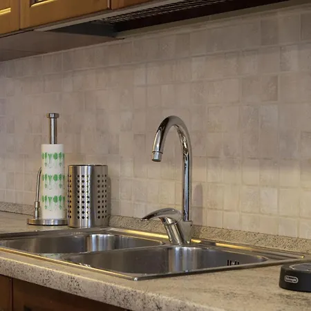 Gracie's Getaway X6 * Trieste